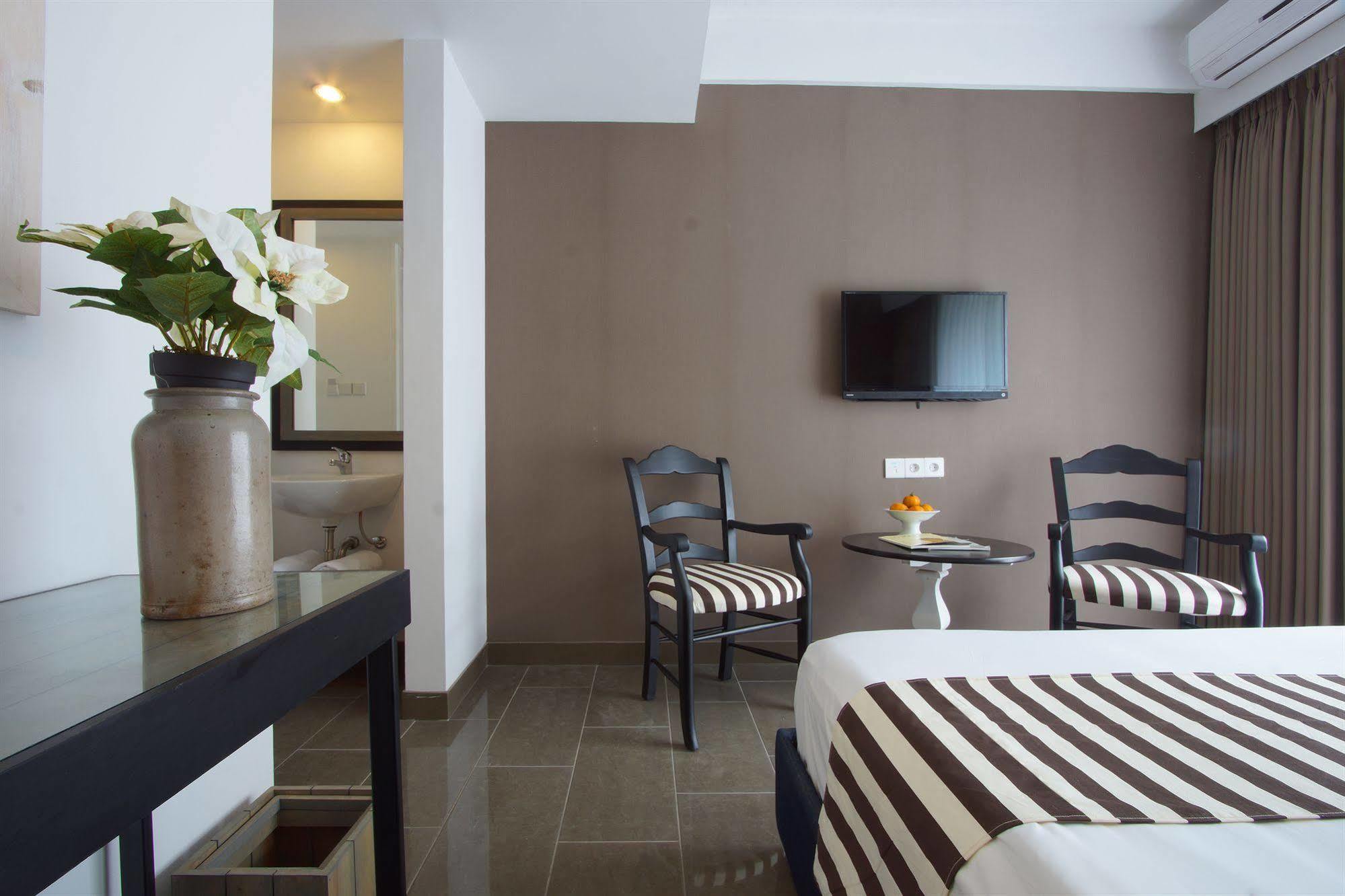 7 Bidadari Boutique Hotel Seminyak  Exterior photo